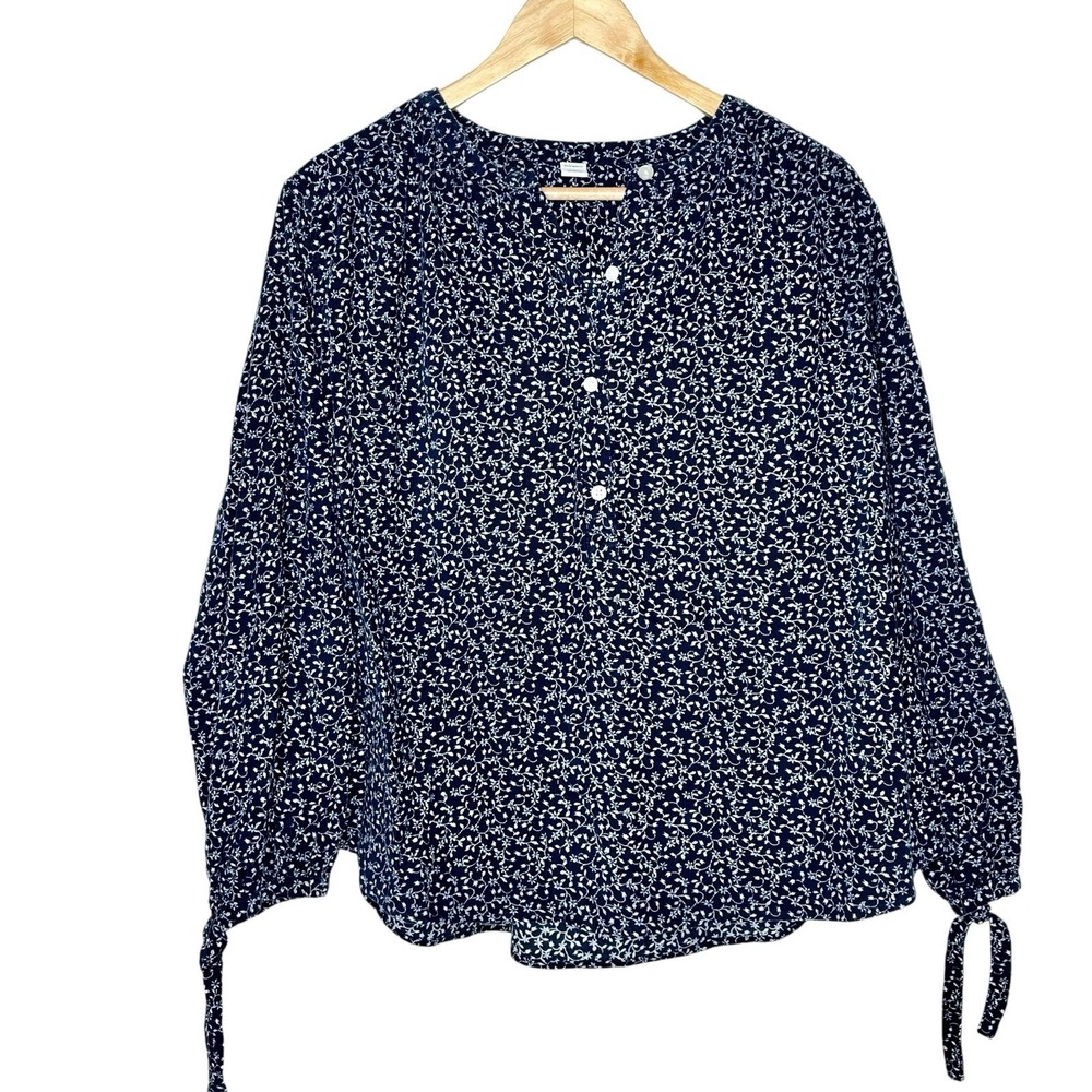 Old Navy Corduroy Ditsy Floral Top Blue Womens Size L Cottagecore Heritage